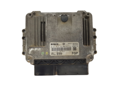 Ohjausyksikkö 55198054 AL 0281012122 Opel Bosch 3183