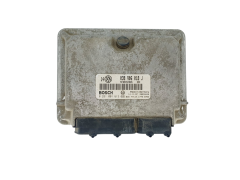 Ohjausyksikkö 038906018J 0281001613 VW Bosch 37621