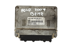 Ohjausyksikkö 03D906023B 5WP40508 04 VW Siemens 18293