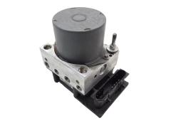 Abs-pumppu Opel Corsa C 13182319 0265800443 0265231583 Bosch 2122