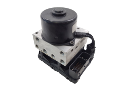 Abs-pumppu Chrysler Voyager 04686702AAC P04721427AC Ate 2748