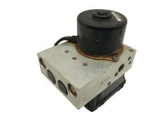 Abs-pumppu Chrysler PT Cruiser P05273138AA 05033150AAD 64920