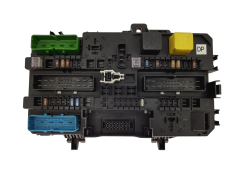 Ohjausyksikkö Opel 13181278 DP 5DK008669-31 GM Hella 20781