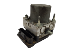 Abs-pumppu Opel Corsa C 13182319 0265800443 0265231583 Bosch 4747