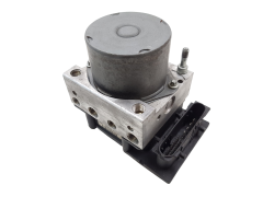 Abs-pumppu Renault 8200129951 0265231359 0265800329 Bosch 1221