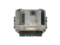 Ohjausyksikkö 0281011549 8200310863 8200370779 Renault Bosch 35539