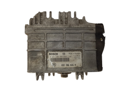 Ohjausyksikkö 0261203897/898 032906026H VW Bosch 2781