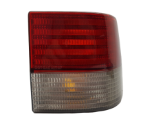 Valaisin Oikea Taka Peugeot 405 635170 2149 Kombi Neiman