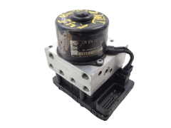 Abs-pumppu VW Audi 1J0614117C 1J0907379G Ate 2623