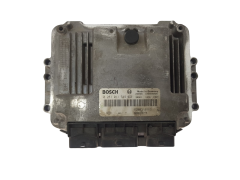 Ohjausyksikkö 0281011549 8200310863 8200370779 Renault Bosch 3277