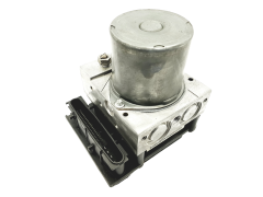 Abs-pumppu Mercedes B A0064310812 0265235225 Bosch 46462