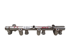 Polttoaineruisku 175201876R A2820701100 175200298R 1.3TCE Renault
