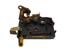 Oven lukitusmekanismi Oikea Etu 96056001 Citroen ZX Kiekert 5D 11169