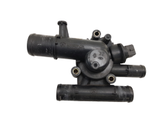Termostaatin Kotelo 8200112034 1.9 DCI Renault