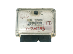 Ohjausyksikkö 038906019CD 0281010218 VW Bosch 33253