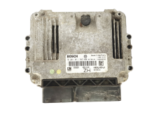 Ohjausyksikkö Opel 0281011943 55556829 8973785712 Bosch 28292
