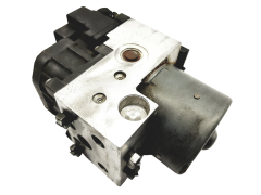 Abs-pumppu PSA 306 Xsara 0273004413 9636084580 Bosch 46761