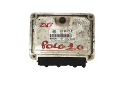 Ohjausyksikkö 0261206766 030906032BC VW Bosch 24865