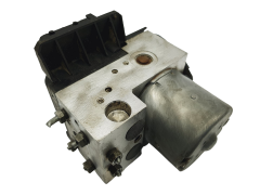 Abs-pumppu Peugeot 607 9632833580 0265202418 Bosch 62897