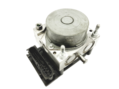 Abs-pumppu Clio 3 Renault 0265800559 8200747140 Bosch 35656