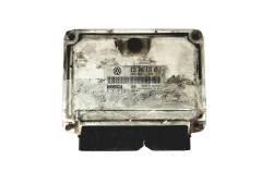 Ohjausyksikkö Seat Skoda 038906019KT 0281011219 Bosch 23826