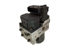 Abs-pumppu Nissan Almera N16 476605M301 0273004452 Bosch 4389