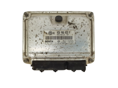 Ohjausyksikkö VW 036906032P 0261207179 Bosch 15200