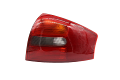 Valaisin Taka Oikea 4B5945096 99451790802 Audi A6 DPA