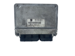Ohjausyksikkö 03E906033D 5WP40121 04 Seat Siemens 50759
