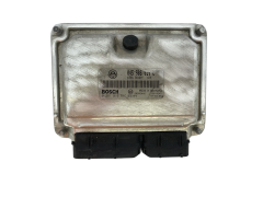 Ohjausyksikkö 045906019C 0281010697 VW Bosch 50152