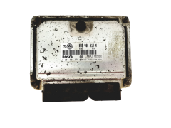 Ohjausyksikkö 038906012M 0281001979 Volkswagen Bosch 27965