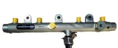 Polttoaineruisku Uusi Alkuperäinen Citroen Peugeot 2.0 HDi 8v 1570K1 96570176