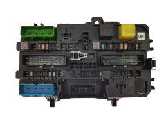 Ohjausyksikkö 13181278 DP 5DK008669-31 Opel GM Hella 2450