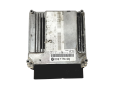 Ohjausyksikkö DDE7794624 0281011122 BMW Bosch 28258