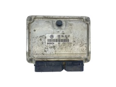 Ohjausyksikkö 038906012BT 0281010229 Seat VW Bosch 63413