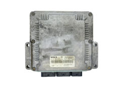 Ohjausyksikkö 0281010819 8200039569 8200166362 Renault Bosch 63075