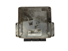 Ohjausyksikkö 0281010979 8200039569 8200197966 Renault Bosch 15264