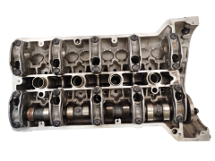 Sylinterikansi Mercedes-Benz R1110160901 2.2 16V 111960