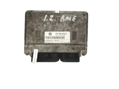Ohjausyksikkö VW 03E906033R 5WP44224 02 Siemens 29573