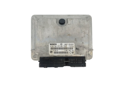 Ohjausyksikkö 0281001873 09136118 CW Opel Bosch 39645