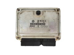 Ohjausyksikkö 038906019CD 0281010218 VW Bosch 30709