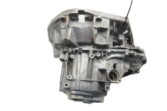 Vaihteiston Kotelo 8200187174 JR5012 1.9 DCI Laguna 2 Renault