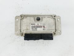 Ohjausyksikkö PSA Toyota 89661-0H022 0261208702 Bosch 38196