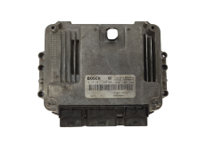 Ohjausyksikkö Renault 0281011390 8200310863 8200349846 Bosch 13895