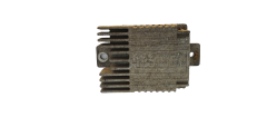 Ohjausyksikkö Mercedes A0275458032 E5001004 21941