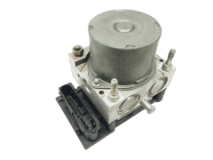 Abs-pumppu Renault 8200129951 0265231359 0265800329 Bosch 61365