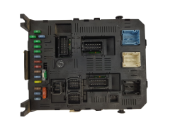 Ohjausyksikkö BSI 2004 H03-01 9660105780 PSA Johnson Controls 1189