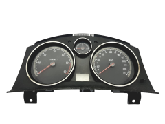 Nopeusmittari Opel 13267544FZ Astra H Zafira B 49939