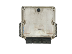 Ohjausyksikkö Renault 0281011562 8200323120 8200362943 Bosch 47516