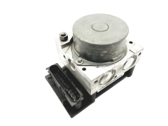 Abs-pumppu Renault Megane 2 Scenic 2 0265800519 8200527390 45552